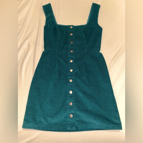 urban outfitters green corduroy dress | Dresses | Urban Outfitters Emerald Button Up Mini Size 4 Pleated dress